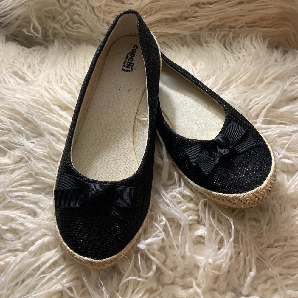 Capelli NY Kids Flats. Black Sparkle. Girls Sz 3